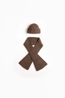Brig Hat & Scarf | Knitting Pattern by Véronik Avery