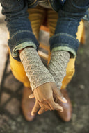 Gelsomina Wristwarmers | Knitting Pattern by Véronik Avery